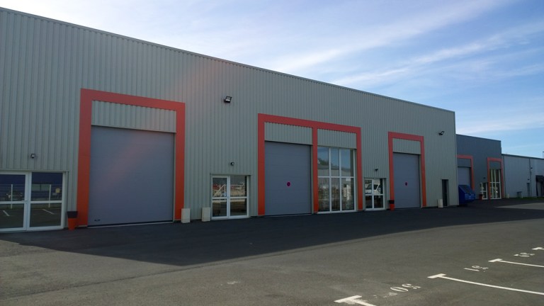 branellec bataille architecte bureaux depots entrepots bardage metallique pont l'eveque