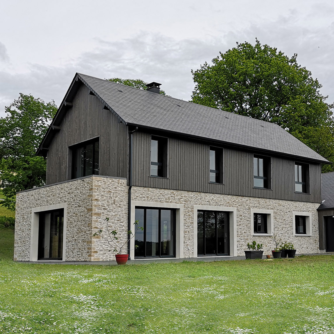 branellec bataille architecte maison vieux-bourg pierres bois ardoises