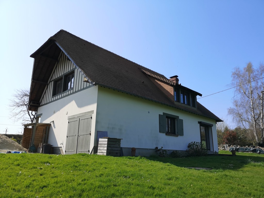 branellec bataille architecte extension normande tuiles beaumont en auge