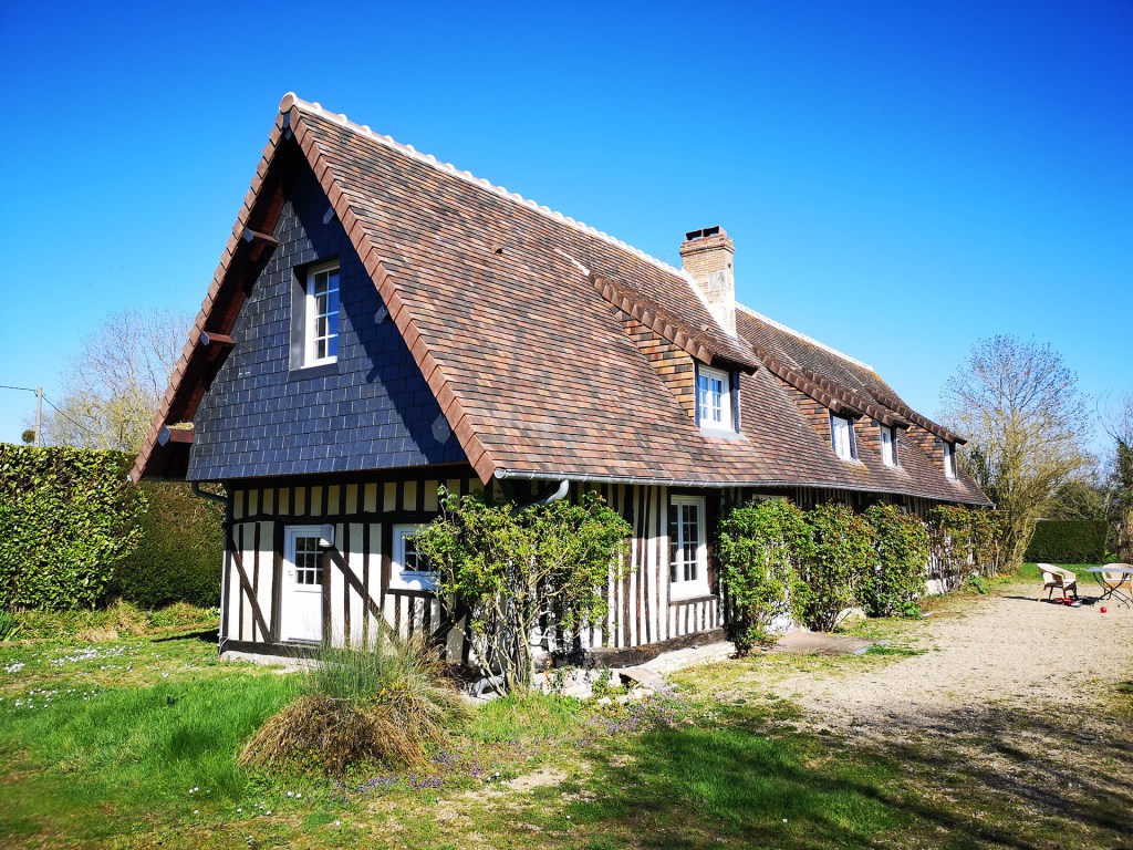 branellec bataille architecte extension normande tuiles colombages hotot auge