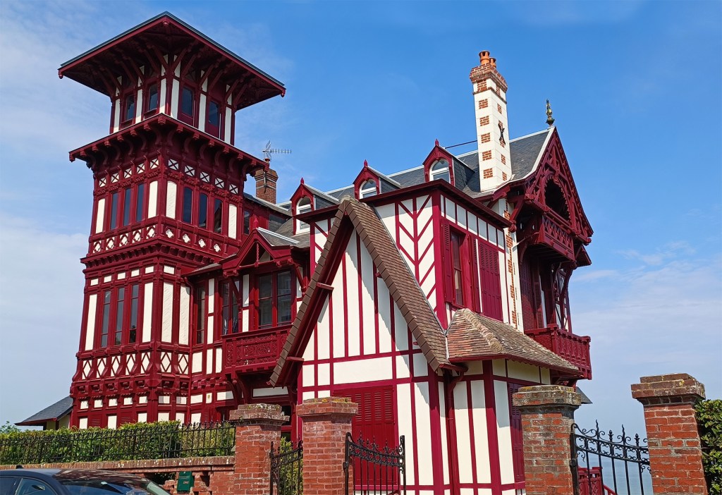 branellec bataille architecte renovation copropriete pavillon villers colombages